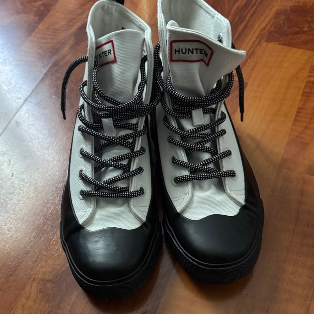 Hunter Black and white Target shoes